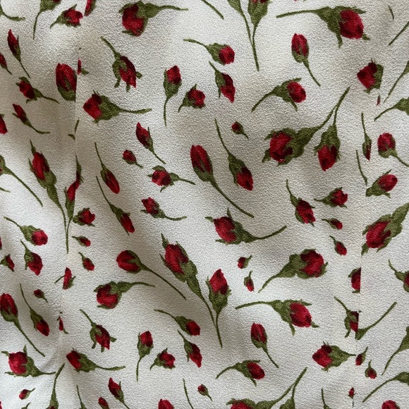 Reformation Gavin Dress, white with red rose pattern - Picture 6 of 7